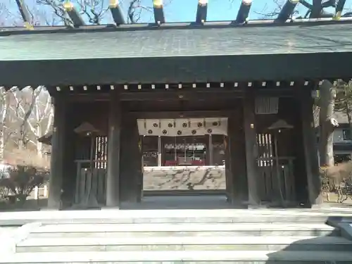 本輪西八幡神社の山門・神門