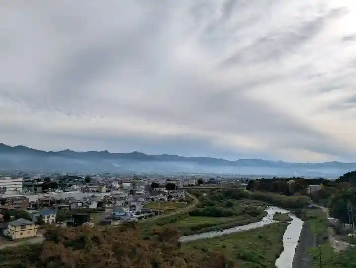 差出磯大嶽山神社 仕事と健康と厄よけの神さまの{uncategorized: "未分類", other: "その他", undefined: "問題あり", building: "その他建物", grave: "お墓", sacred_gate: "鳥居", guardian: "狛犬", statue: "像", buddha: "仏像", history: "歴史", nature: "自然", garden: "庭園", animal: "動物", pagoda: "塔", temizu: "手水舎", mountain_gate: "山門・神門", sanctuary: "本殿・本堂", subordinate: "末社・摂社", art: "芸術", scenery: "景色", jizo: "地蔵", ema: "絵馬", goshuin: "御朱印", omikuji: "おみくじ", items: "授与品その他", amulet: "お守り", goshuincho: "御朱印帳", eats: "食事", festival: "お祭り", votive_dance: "神楽", shichigosan: "七五三参", wedding: "結婚式", experience: "体験その他", initially: "初詣", around: "周辺", anti_infection: "感染症対策"}