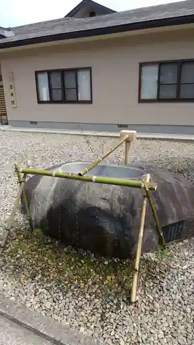 金乗院(那須波切不動尊) の手水舎