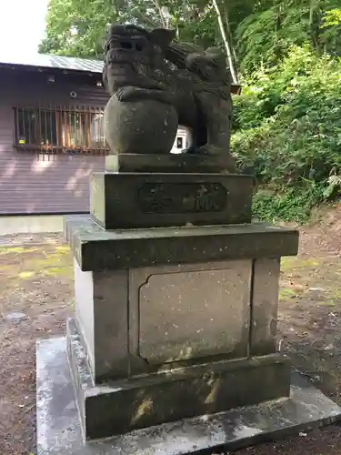 上野幌神社の狛犬