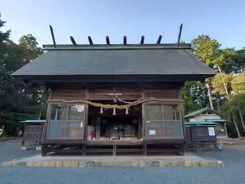 須倍神社の本殿・本堂