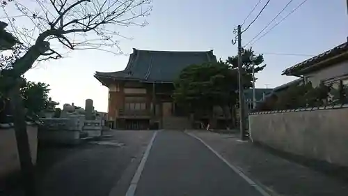 本明寺の本殿・本堂