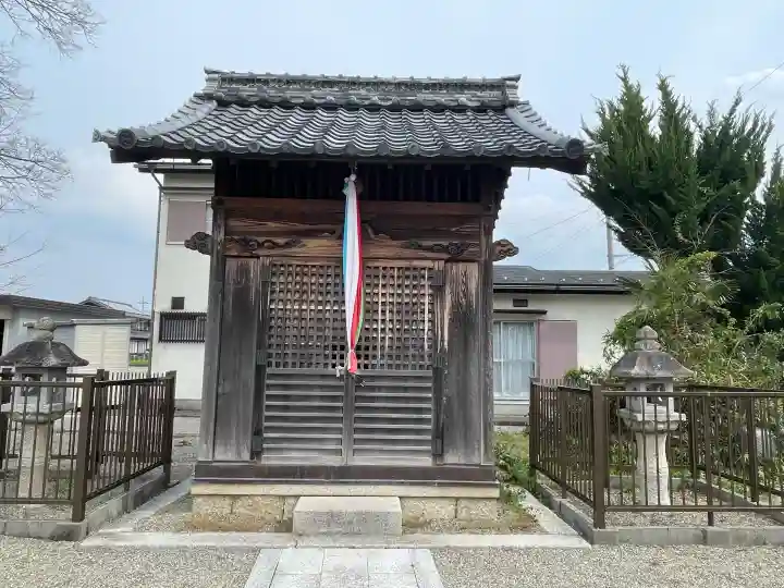 八坂神社の{uncategorized: "未分類", other: "その他", undefined: "問題あり", building: "その他建物", grave: "お墓", sacred_gate: "鳥居", guardian: "狛犬", statue: "像", buddha: "仏像", history: "歴史", nature: "自然", garden: "庭園", animal: "動物", pagoda: "塔", temizu: "手水舎", mountain_gate: "山門・神門", sanctuary: "本殿・本堂", subordinate: "末社・摂社", art: "芸術", scenery: "景色", jizo: "地蔵", ema: "絵馬", goshuin: "御朱印", omikuji: "おみくじ", items: "授与品その他", amulet: "お守り", goshuincho: "御朱印帳", eats: "食事", festival: "お祭り", votive_dance: "神楽", shichigosan: "七五三参", wedding: "結婚式", experience: "体験その他", initially: "初詣", around: "周辺", anti_infection: "感染症対策"}