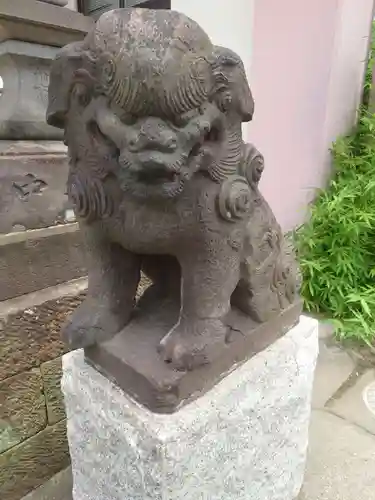 青砥神社の狛犬