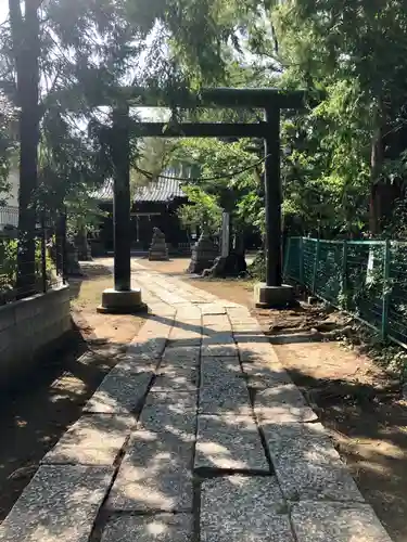 真間稲荷神社の鳥居