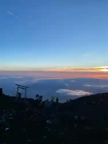 富士山頂上久須志神社(静岡県)