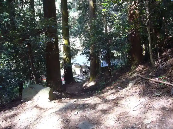 名草厳島神社の周辺