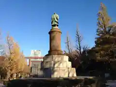 靖國神社の像