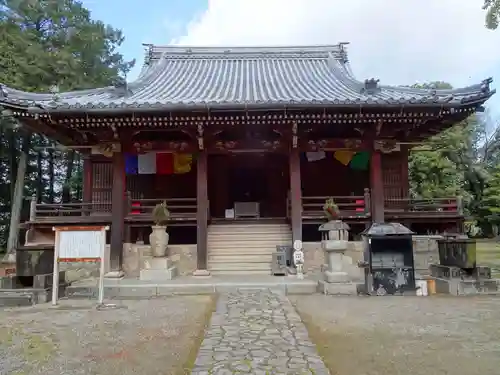 萩原寺の本殿・本堂