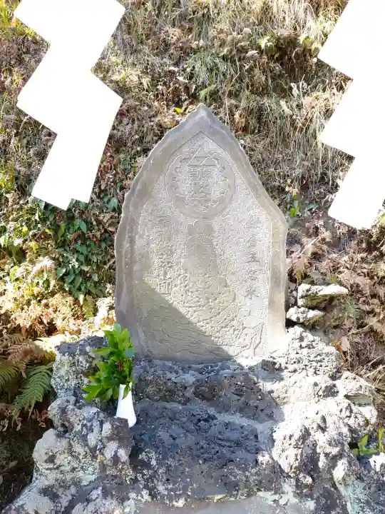 銭洗弁財天宇賀福神社の{uncategorized: "未分類", other: "その他", undefined: "問題あり", building: "その他建物", grave: "お墓", sacred_gate: "鳥居", guardian: "狛犬", statue: "像", buddha: "仏像", history: "歴史", nature: "自然", garden: "庭園", animal: "動物", pagoda: "塔", temizu: "手水舎", mountain_gate: "山門・神門", sanctuary: "本殿・本堂", subordinate: "末社・摂社", art: "芸術", scenery: "景色", jizo: "地蔵", ema: "絵馬", goshuin: "御朱印", omikuji: "おみくじ", items: "授与品その他", amulet: "お守り", goshuincho: "御朱印帳", eats: "食事", festival: "お祭り", votive_dance: "神楽", shichigosan: "七五三参", wedding: "結婚式", experience: "体験その他", initially: "初詣", around: "周辺", anti_infection: "感染症対策"}