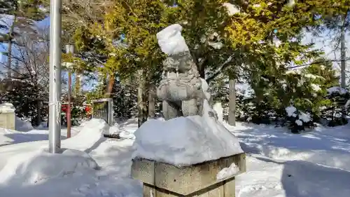 富良野神社の狛犬