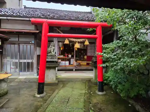 浅野川稲荷神社(石川県)