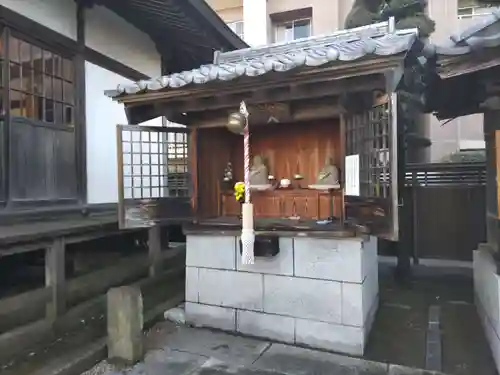 長全寺の末社