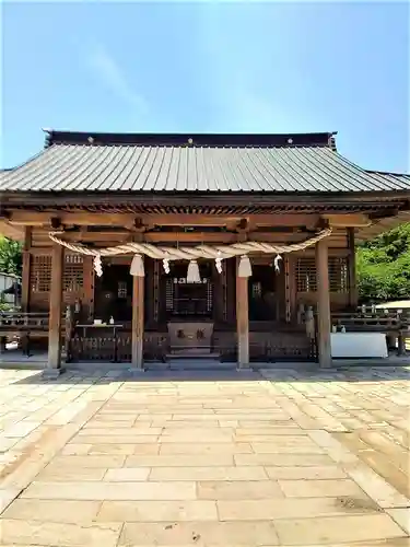 三柱神社の本殿