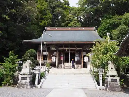 飽波神社の本殿・本堂