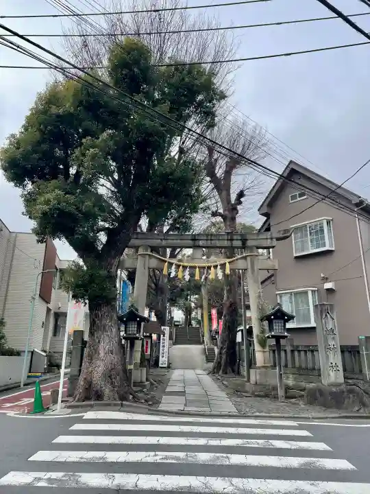 中目黒八幡神社の{uncategorized: "未分類", other: "その他", undefined: "問題あり", building: "その他建物", grave: "お墓", sacred_gate: "鳥居", guardian: "狛犬", statue: "像", buddha: "仏像", history: "歴史", nature: "自然", garden: "庭園", animal: "動物", pagoda: "塔", temizu: "手水舎", mountain_gate: "山門・神門", sanctuary: "本殿・本堂", subordinate: "末社・摂社", art: "芸術", scenery: "景色", jizo: "地蔵", ema: "絵馬", goshuin: "御朱印", omikuji: "おみくじ", items: "授与品その他", amulet: "お守り", goshuincho: "御朱印帳", eats: "食事", festival: "お祭り", votive_dance: "神楽", shichigosan: "七五三参", wedding: "結婚式", experience: "体験その他", initially: "初詣", around: "周辺", anti_infection: "感染症対策"}
