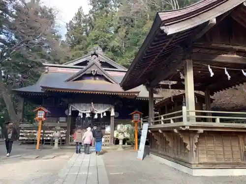 新倉富士浅間神社の本殿