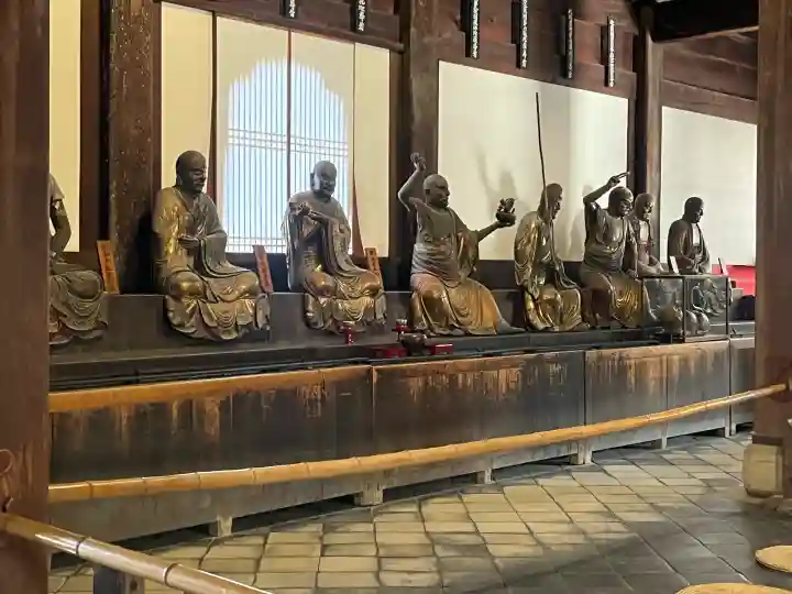 萬福寺の{uncategorized: "未分類", other: "その他", undefined: "問題あり", building: "その他建物", grave: "お墓", sacred_gate: "鳥居", guardian: "狛犬", statue: "像", buddha: "仏像", history: "歴史", nature: "自然", garden: "庭園", animal: "動物", pagoda: "塔", temizu: "手水舎", mountain_gate: "山門・神門", sanctuary: "本殿・本堂", subordinate: "末社・摂社", art: "芸術", scenery: "景色", jizo: "地蔵", ema: "絵馬", goshuin: "御朱印", omikuji: "おみくじ", items: "授与品その他", amulet: "お守り", goshuincho: "御朱印帳", eats: "食事", festival: "お祭り", votive_dance: "神楽", shichigosan: "七五三参", wedding: "結婚式", experience: "体験その他", initially: "初詣", around: "周辺", anti_infection: "感染症対策"}