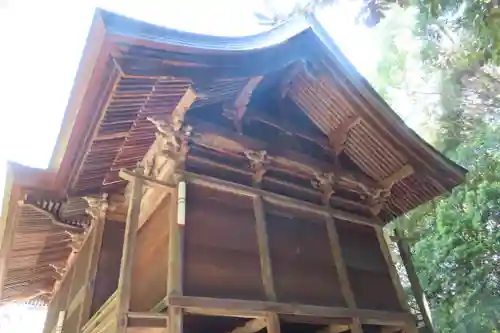 多賀雄神社の本殿