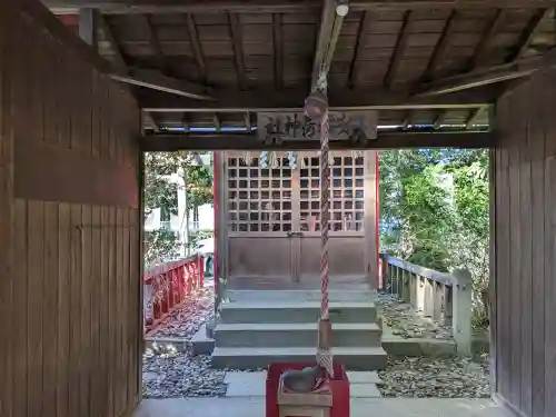 立坂神社の{uncategorized: "未分類", other: "その他", undefined: "問題あり", building: "その他建物", grave: "お墓", sacred_gate: "鳥居", guardian: "狛犬", statue: "像", buddha: "仏像", history: "歴史", nature: "自然", garden: "庭園", animal: "動物", pagoda: "塔", temizu: "手水舎", mountain_gate: "山門・神門", sanctuary: "本殿・本堂", subordinate: "末社・摂社", art: "芸術", scenery: "景色", jizo: "地蔵", ema: "絵馬", goshuin: "御朱印", omikuji: "おみくじ", items: "授与品その他", amulet: "お守り", goshuincho: "御朱印帳", eats: "食事", festival: "お祭り", votive_dance: "神楽", shichigosan: "七五三参", wedding: "結婚式", experience: "体験その他", initially: "初詣", around: "周辺", anti_infection: "感染症対策"}