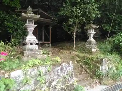 イボ神様(水垂れ不動)のその他建物