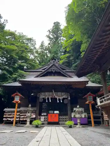 新倉富士浅間神社の本殿