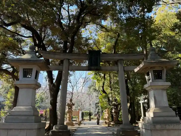 赤坂氷川神社の{uncategorized: "未分類", other: "その他", undefined: "問題あり", building: "その他建物", grave: "お墓", sacred_gate: "鳥居", guardian: "狛犬", statue: "像", buddha: "仏像", history: "歴史", nature: "自然", garden: "庭園", animal: "動物", pagoda: "塔", temizu: "手水舎", mountain_gate: "山門・神門", sanctuary: "本殿・本堂", subordinate: "末社・摂社", art: "芸術", scenery: "景色", jizo: "地蔵", ema: "絵馬", goshuin: "御朱印", omikuji: "おみくじ", items: "授与品その他", amulet: "お守り", goshuincho: "御朱印帳", eats: "食事", festival: "お祭り", votive_dance: "神楽", shichigosan: "七五三参", wedding: "結婚式", experience: "体験その他", initially: "初詣", around: "周辺", anti_infection: "感染症対策"}