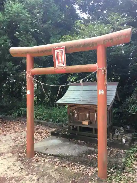 鏡神社の鳥居
