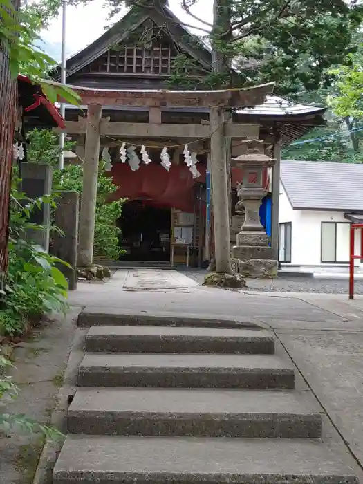 萬蔵稲荷神社の鳥居
