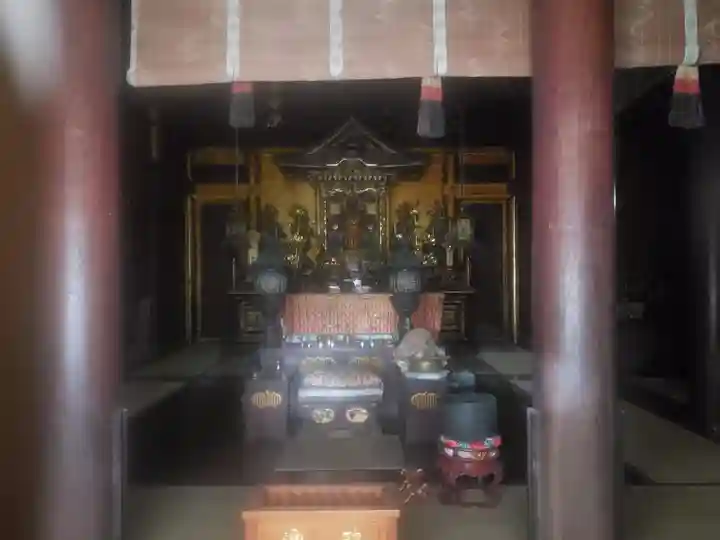 観音寺の本殿・本堂