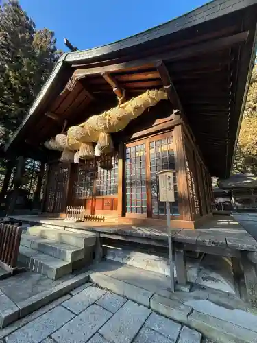 諏訪大社下社春宮(長野県)