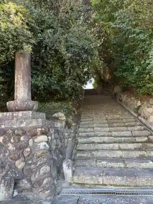 称名寺の{uncategorized: "未分類", other: "その他", undefined: "問題あり", building: "その他建物", grave: "お墓", sacred_gate: "鳥居", guardian: "狛犬", statue: "像", buddha: "仏像", history: "歴史", nature: "自然", garden: "庭園", animal: "動物", pagoda: "塔", temizu: "手水舎", mountain_gate: "山門・神門", sanctuary: "本殿・本堂", subordinate: "末社・摂社", art: "芸術", scenery: "景色", jizo: "地蔵", ema: "絵馬", goshuin: "御朱印", omikuji: "おみくじ", items: "授与品その他", amulet: "お守り", goshuincho: "御朱印帳", eats: "食事", festival: "お祭り", votive_dance: "神楽", shichigosan: "七五三参", wedding: "結婚式", experience: "体験その他", initially: "初詣", around: "周辺", anti_infection: "感染症対策"}
