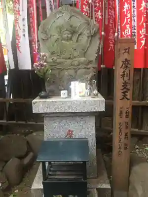 豊川稲荷東京別院の仏像
