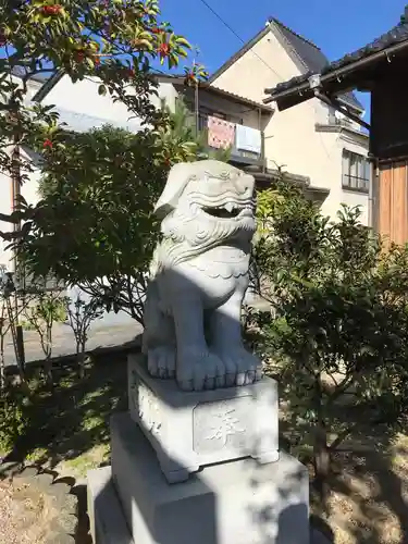 児守稲荷神社の狛犬