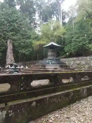 日光東照宮奥宮拝殿の塔