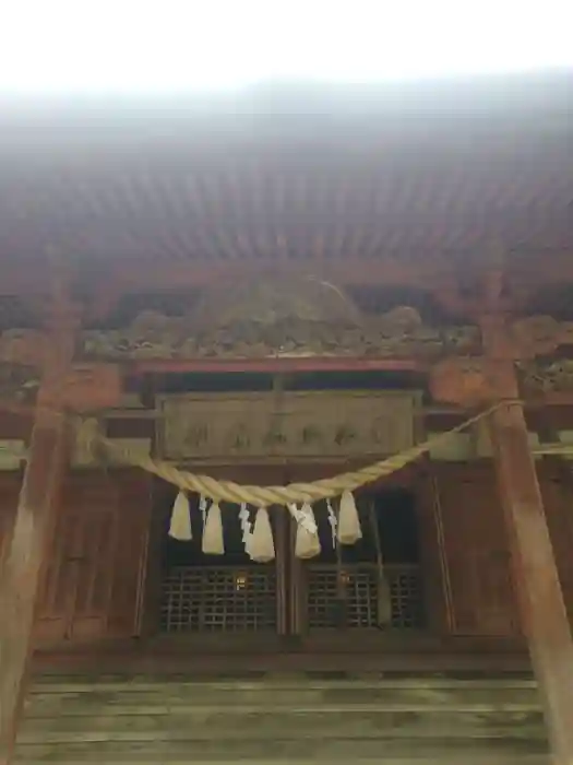 日吉八幡神社の本殿
