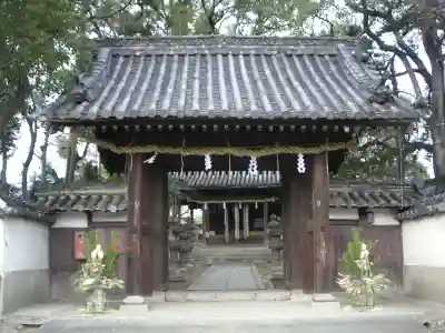 大歳神社の山門・神門