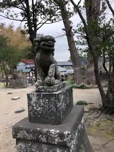 御霊神社の狛犬