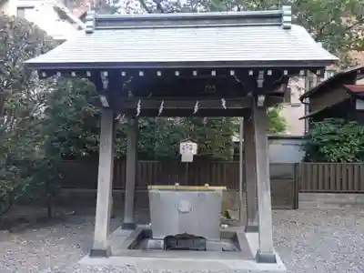 羽衣町厳島神社（関内厳島神社・横浜弁天）の手水舎