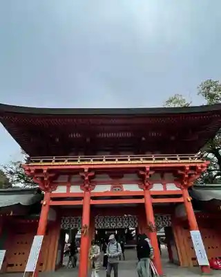 武蔵一宮氷川神社の山門・神門