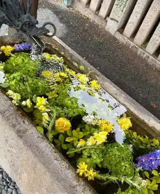 艮神社の手水舎