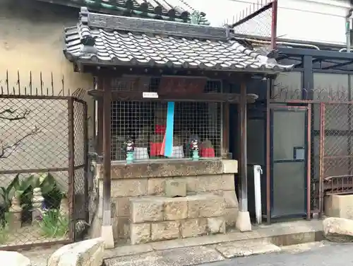 鷹野地蔵尊の本殿・本堂