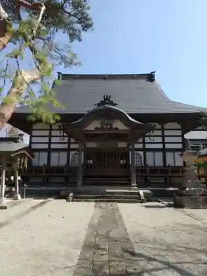 與楽寺の本殿・本堂