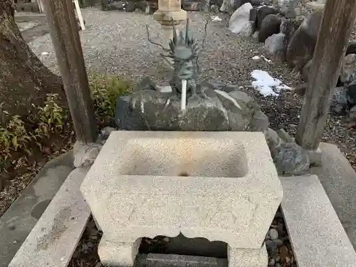 白鳥神社の手水