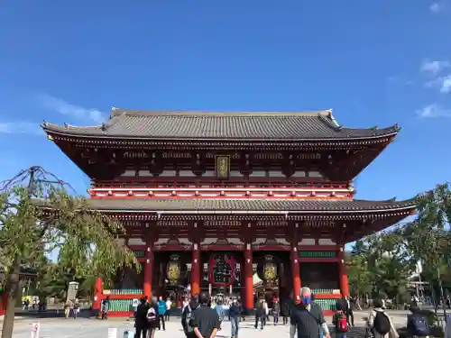 浅草寺の山門・神門