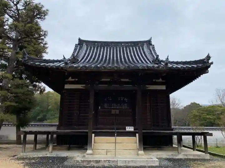 備中國分寺の{uncategorized: "未分類", other: "その他", undefined: "問題あり", building: "その他建物", grave: "お墓", sacred_gate: "鳥居", guardian: "狛犬", statue: "像", buddha: "仏像", history: "歴史", nature: "自然", garden: "庭園", animal: "動物", pagoda: "塔", temizu: "手水舎", mountain_gate: "山門・神門", sanctuary: "本殿・本堂", subordinate: "末社・摂社", art: "芸術", scenery: "景色", jizo: "地蔵", ema: "絵馬", goshuin: "御朱印", omikuji: "おみくじ", items: "授与品その他", amulet: "お守り", goshuincho: "御朱印帳", eats: "食事", festival: "お祭り", votive_dance: "神楽", shichigosan: "七五三参", wedding: "結婚式", experience: "体験その他", initially: "初詣", around: "周辺", anti_infection: "感染症対策"}