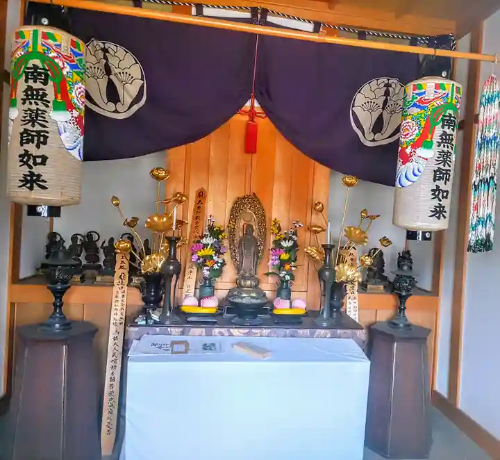 薬師教会の仏像