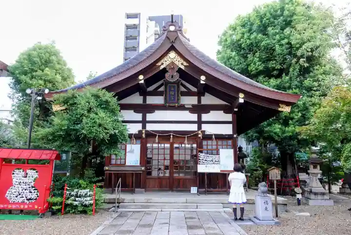 三輪神社の本殿・本堂