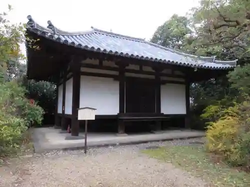 海龍王寺の建物その他