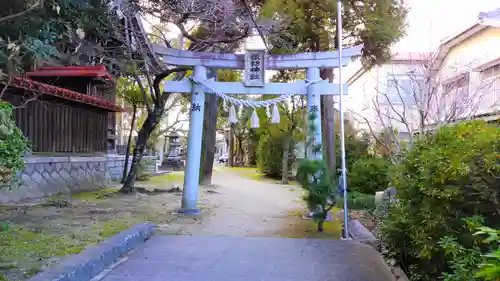 諏訪神社（八帖諏訪神社）の鳥居